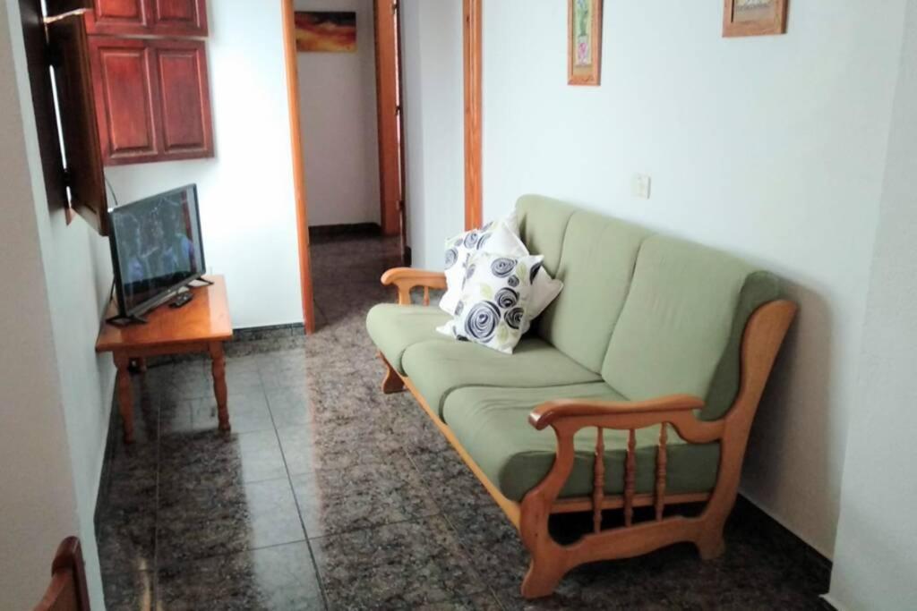 Apartamento En El Centro De Tazacorte Exterior photo